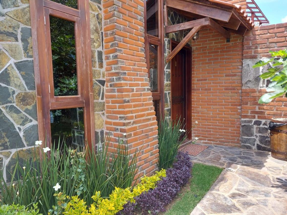 Cabanas Dona Anita San Miguel Regla Exterior photo